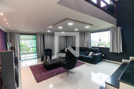 Casa de Condomínio para alugar com 4 quartos, 600m² em Itaipu, Niterói