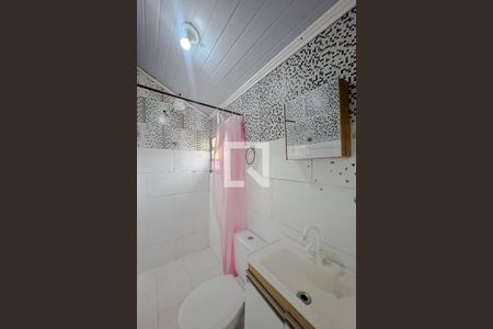 Banheiro Social de casa para alugar com 1 quarto, 60m² em Vila Invernada, São Paulo