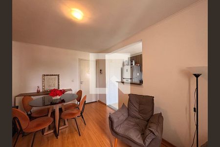 Sala de apartamento para alugar com 2 quartos, 56m² em Parque Sao Vicente, Santo André
