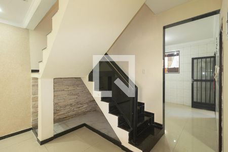 Escada de casa para alugar com 2 quartos, 204m² em Campo Grande, Rio de Janeiro