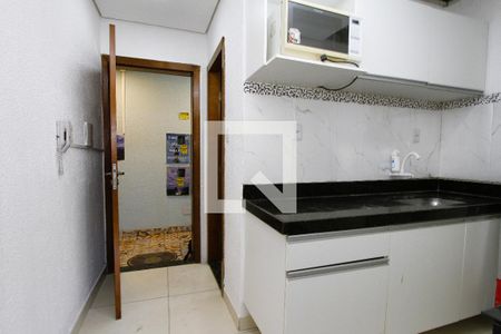 Cozinha de kitnet/studio para alugar com 1 quarto, 25m² em João Pinheiro, Belo Horizonte