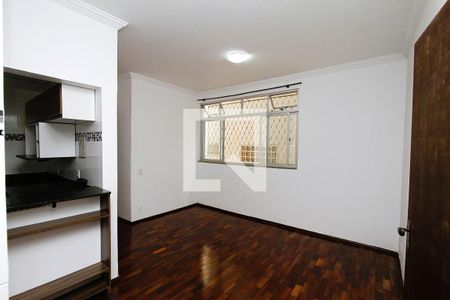 Sala de apartamento para alugar com 2 quartos, 65m² em Padre Eustáquio, Belo Horizonte