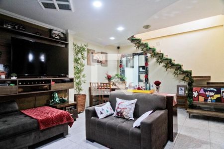 Sala de casa à venda com 4 quartos, 154m² em Parque Peruche, São Paulo