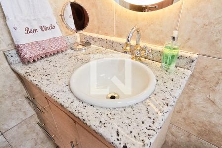 Banheiro da Suíte de casa à venda com 4 quartos, 154m² em Parque Peruche, São Paulo