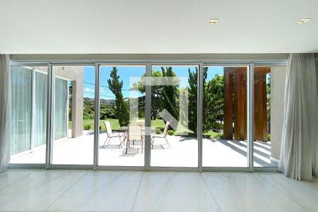 Detalhe da Sala de casa de condomínio para alugar com 4 quartos, 512m² em Alphaville Nova Lima, Nova Lima