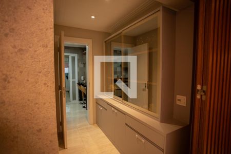 SALA de apartamento à venda com 3 quartos, 184m² em Santa Teresinha, São Paulo