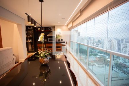 VARANDA GOURMET de apartamento à venda com 3 quartos, 184m² em Santa Teresinha, São Paulo