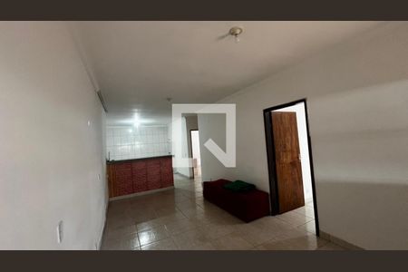 Casa para alugar com 3 quartos, 111m² em Qs 8, Brasília
