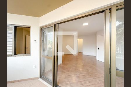 Varanda de apartamento para alugar com 4 quartos, 103m² em Alto da Lapa, São Paulo