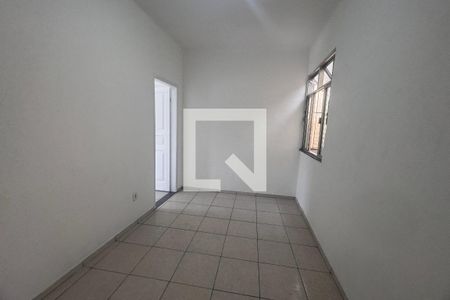 Sala de casa para alugar com 1 quarto, 55m² em Parque Pauliceia, Duque de Caxias