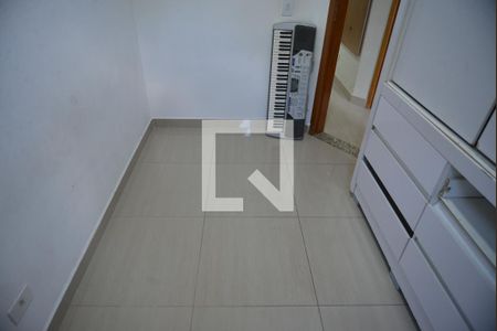 Quarto 1 de apartamento para alugar com 2 quartos, 45m² em Jardim Silvana, Santo André