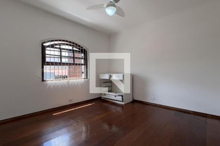 Quarto 1 de casa à venda com 4 quartos, 300m² em Vila Adelaide Perella, Guarulhos