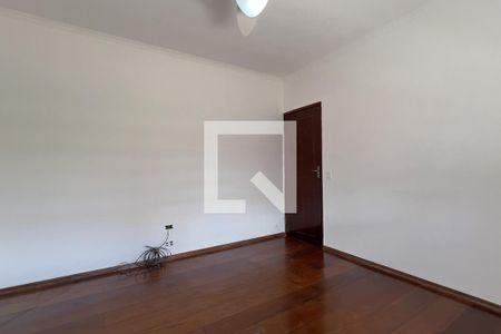 Quarto 1 de casa à venda com 4 quartos, 300m² em Vila Adelaide Perella, Guarulhos