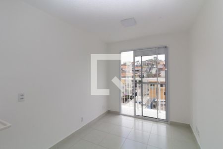 Sala/Cozinha de apartamento para alugar com 2 quartos, 34m² em Vila Carmosina, São Paulo