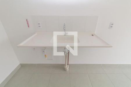 Sala/Cozinha de apartamento para alugar com 2 quartos, 34m² em Vila Carmosina, São Paulo