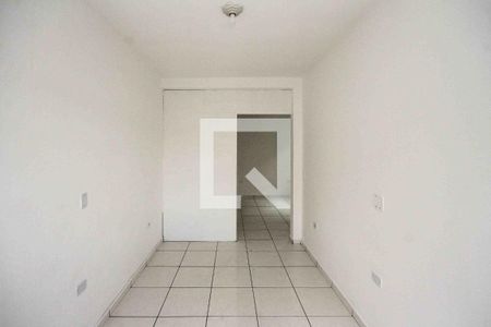 Quarto de casa para alugar com 3 quartos, 46m² em Vila California, São Paulo