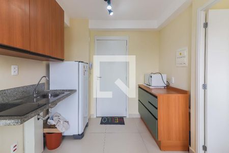 Sala / Cozinha de apartamento para alugar com 1 quarto, 27m² em Vila Butantã, São Paulo