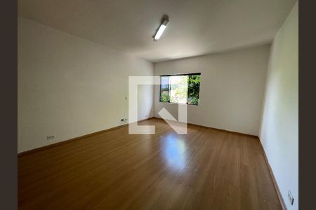 Quarto 1 de casa para alugar com 4 quartos, 295m² em Jardim Peri Peri, São Paulo