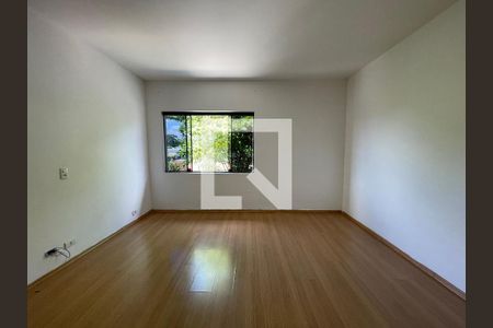 Quarto 1 de casa para alugar com 4 quartos, 295m² em Jardim Peri Peri, São Paulo