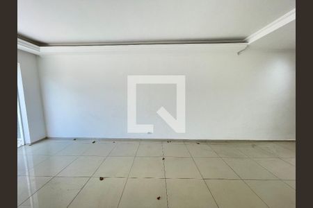 Sala de casa para alugar com 4 quartos, 295m² em Jardim Peri Peri, São Paulo