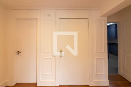 Sala de apartamento para alugar com 3 quartos, 190m² em Moema, São Paulo