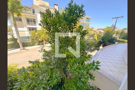 Vista da Varanda de apartamento para alugar com 2 quartos, 90m² em Jurerê, Florianópolis