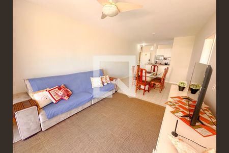 Sala de TV de apartamento para alugar com 2 quartos, 90m² em Jurerê, Florianópolis