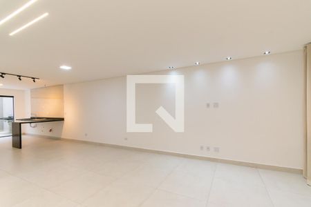 Sala de casa à venda com 3 quartos, 117m² em Vila Independencia, São Paulo