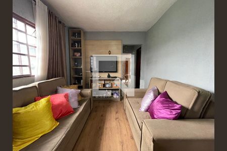 Sala de casa à venda com 4 quartos, 250m² em Vila Sao Domingos, São Paulo