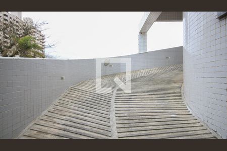 Garagem de apartamento para alugar com 1 quarto, 58m² em Maracanã, Praia Grande