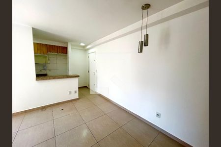 Sala de apartamento para alugar com 2 quartos, 51m² em Vila Augusta, Guarulhos