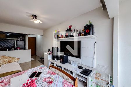 Sala de apartamento à venda com 3 quartos, 70m² em Alto do Pari, São Paulo