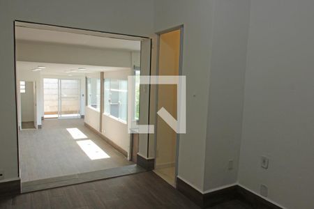Sala de casa para alugar com 2 quartos, 140m² em Gonzaga, Santos