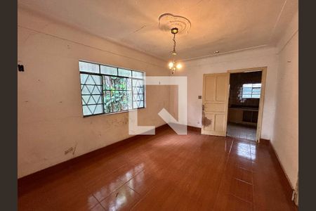 Sala de casa à venda com 3 quartos, 200m² em Vila Galvão, Guarulhos