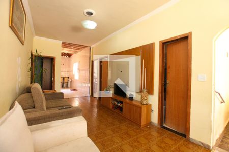 Sala de casa à venda com 3 quartos, 360m² em Milionários, Belo Horizonte