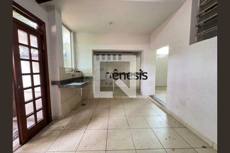 Casa à venda com 4 quartos, 268m² em Betânia, Belo Horizonte