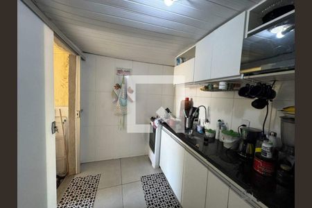 Casa à venda com 4 quartos, 200m² em Betânia, Belo Horizonte