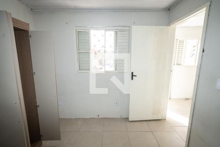 Quarto 2 de apartamento para alugar com 2 quartos, 36m² em Farrapos, Porto Alegre