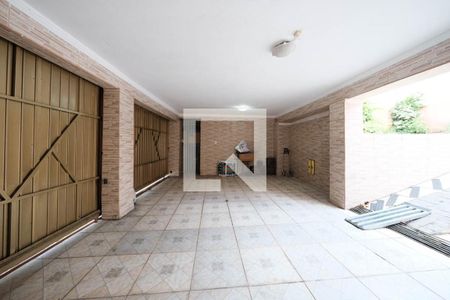 Garagem de casa à venda com 3 quartos, 150m² em Jardim Penha, São Paulo
