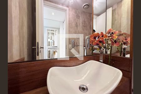 Lavabo de apartamento para alugar com 3 quartos, 92m² em Recreio dos Bandeirantes, Rio de Janeiro