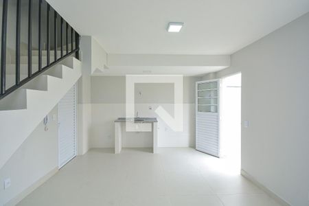 Sala/Cozinha de apartamento para alugar com 1 quarto, 61m² em Jardim Anhanguera, São Paulo