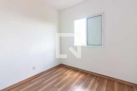 Quarto 1 de apartamento à venda com 2 quartos, 57m² em Umuarama, Osasco