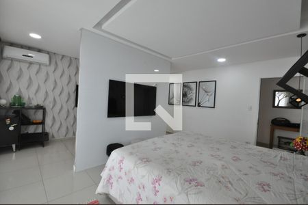 Suíte Master de casa à venda com 3 quartos, 250m² em Vila Medeiros, São Paulo