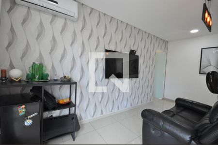 Casa à venda com 3 quartos, 300m² em Jardim Guanca, São Paulo