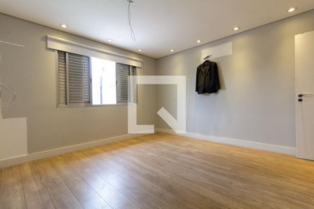 Quarto 1 de casa para alugar com 3 quartos, 250m² em Vila Gomes Cardim, São Paulo