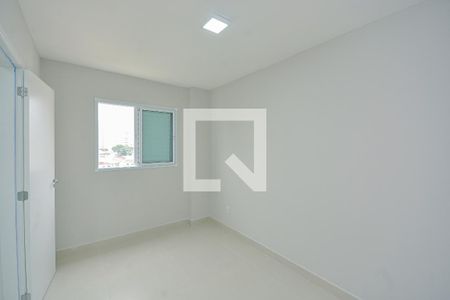 Quarto 2 de apartamento para alugar com 2 quartos, 65m² em Jardim Anhanguera, São Paulo