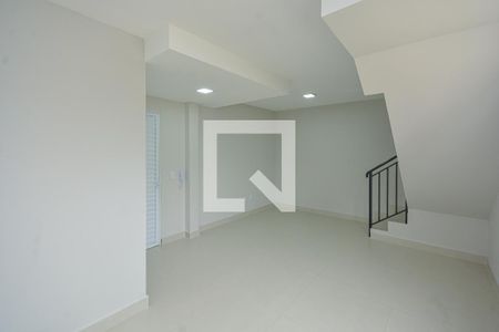 Sala/Cozinha de apartamento para alugar com 2 quartos, 65m² em Jardim Anhanguera, São Paulo