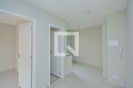 Sala/Cozinha de apartamento para alugar com 1 quarto, 42m² em Jardim Anhanguera, São Paulo