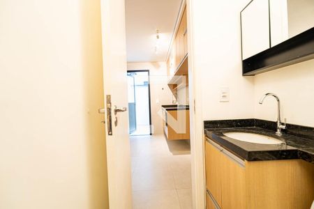 Banheiro de apartamento à venda com 1 quarto, 32m² em Bela Vista, São Paulo