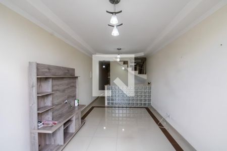 Casa à venda com 3 quartos, 180m² em Vila Matilde, São Paulo
